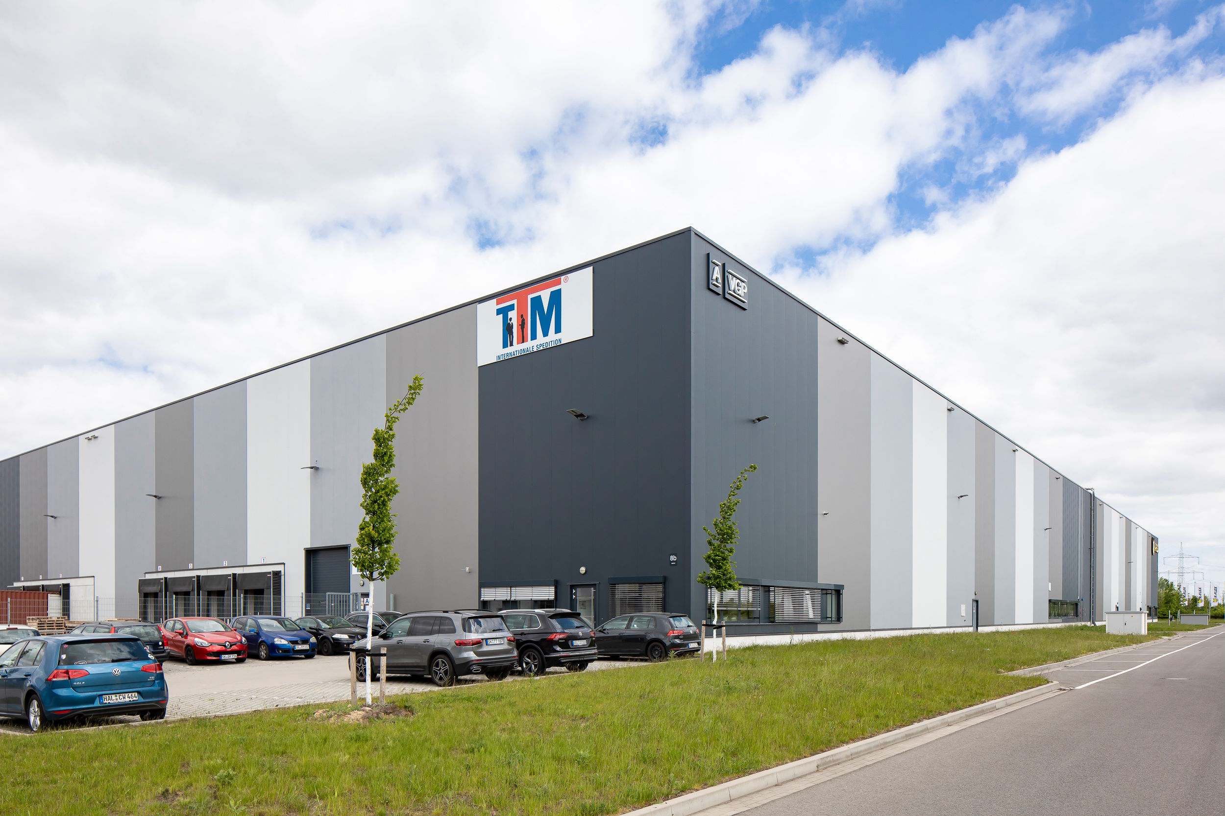 Inbetriebnahme 1. Abschnitt Logistikzentrum StarPark (5.000 m²)